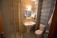 Koupelna v ubytování Terra Europe Brontes Hotel