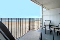 Atlantic Oceanfront Hotel, Wells Beachにあるバルコニーまたはテラス