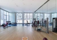 Fitness centrum a/nebo fitness zařízení v ubytování Downtown Ultra Luxury - Studio Suite - 5 star Hotel Facilities- 15 min walk to Dubai Fountain