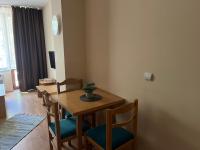 TV a/nebo společenská místnost v ubytování Minkov Apartments, Замъка 2