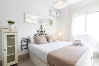 Posteľ alebo postele v izbe v ubytovaní Malaga Center Flat Holidays Salitre