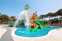 Bazén v ubytování Selectum Luxury Resort Belek nebo v jeho okolí
