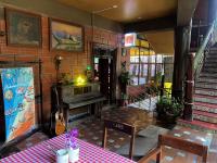 Posezení v ubytování Golden Lotus Bangalore Boutique Suites