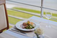 Jídlo v hotelu nebo okolí