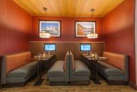 Гостиная зона в Hotel MTK Mount Kisco