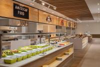 Mâncare la sau în apropiere de acest complex