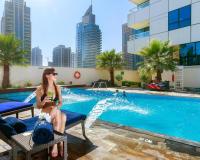 Bazén v ubytování Dusit Princess Residences Dubai Marina nebo v jeho okolí