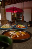 Jídlo v hotelu nebo okolí