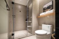 Atour Hotel Tianjin Zhongbei Haitai Industrial Parkにあるバスルーム