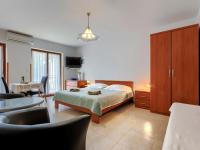Posteľ alebo postele v izbe v ubytovaní Apartment Alba-3 by Interhome