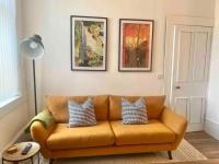 Posezení v ubytování Spacious 3 Bedroom Home In Glasgow - Free Parking