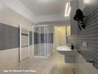 Kúpeľňa v ubytovaní 3V Apartments Bardolino