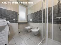 Kúpeľňa v ubytovaní 3V Apartments Bardolino