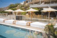 Bazén v ubytování New Paradise Beach Resort - Adults only nebo v jeho okolí