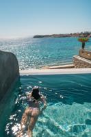 Bazén v ubytování New Paradise Beach Resort - Adults only nebo v jeho okolí