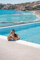 Bazén v ubytování New Paradise Beach Resort - Adults only nebo v jeho okolí