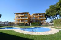 Bazén v ubytování Athenea - Apartamentos nebo v jeho okolí