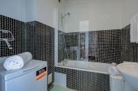 Ein Badezimmer in der Unterkunft Appartement Le Fabiola - Happy Rentals