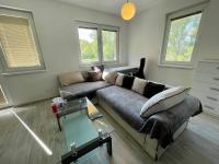 Część wypoczynkowa w obiekcie Apartment Rosnička, Perfect Location with 24h Checkin, Balcony, AC & Free Parking