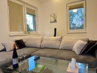 Część wypoczynkowa w obiekcie Apartment Rosnička, Perfect Location with 24h Checkin, Balcony, AC & Free Parking