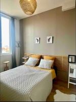 Posteľ alebo postele v izbe v ubytovaní unique! Maison sur 1 toit avec vue extraordinaire!