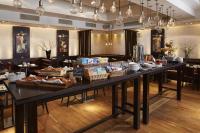 Jídlo v hotelu nebo okolí