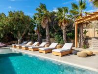 Bazén v ubytovaní Pure Mykonos Villa alebo v jeho blízkosti