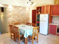 Kuchnia lub aneks kuchenny w obiekcie Corfu Villa Memos