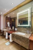 Koupelna v ubytování Maxx Royal Belek Golf Resort