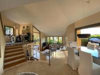 Kuchnia lub aneks kuchenny w obiekcie FRGK DATCHA "Villa Prestige Mougins"