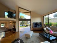 Telewizja i/lub zestaw kina domowego w obiekcie FRGK DATCHA "Villa Prestige Mougins"