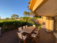 Balkon lub taras w obiekcie FRGK DATCHA "Villa Prestige Mougins"