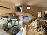 Część wypoczynkowa w obiekcie FRGK DATCHA "Villa Prestige Mougins"