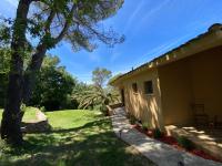 Ogród w obiekcie FRGK DATCHA "Villa Prestige Mougins"
