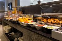 Jídlo v hotelu nebo okolí