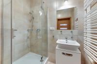 Kúpeľňa v ubytovaní Flatbook - City Center SPA Apartments Toruńska