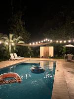 La Amapola Lodge, Bungalow en Península de Osa.の敷地内または近くにあるプール