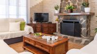 TV a/nebo společenská místnost v ubytování Villa María del Carmen Frigiliana by Ruralidays
