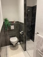 Łazienka w obiekcie Appartements Slishani 2