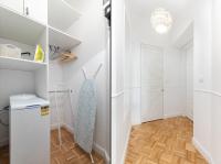 Kúpeľňa v ubytovaní Mokotowska 51 - Stylish Apartment by Noclegi Renters