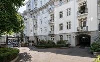 Budova, v ktorej sa apartmán nachádza