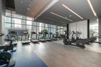 Fitness centrum a/nebo fitness zařízení v ubytování Luton Vacation Homes - Tranquil 2BR Haven in the Heart of Dubai Marina- 28AB04