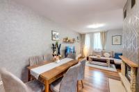 Posezení v ubytování Luxury Flat in Grand Resort Pamporovo by Flat Mаnager