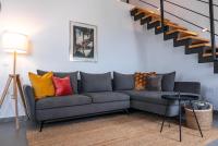 Posedenie v ubytovaní New cosy apartments with private parking