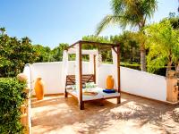 Vonkajšia záhrada v ubytovaní Villa Villa Lantana by Interhome