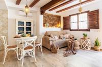 Posezení v ubytování tuGuest Nazarí Calderería Apartments - Free parking