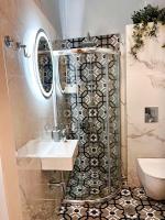 A bathroom at Nikoletta's home