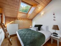 Posteľ alebo postele v izbe v ubytovaní Duplex Moderne à Méribel : Ski aux Pieds, Piscine et Spa Inclus - FR-1-566-55