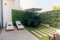 Posezení v ubytování Luxury Villas with Beach Access by VB Homes