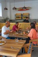 Επισκέπτες που μένουν στο Dar Makai Surf Hotel